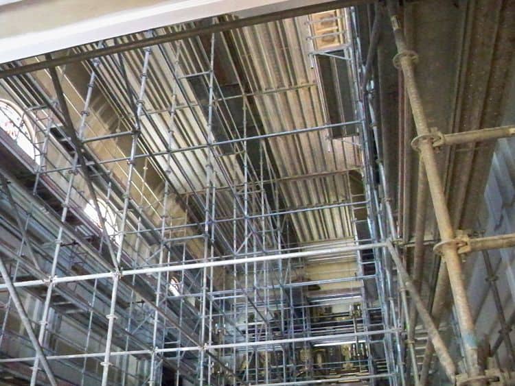 alquiler-andamio-rehabilitacion-iglesia-palencia