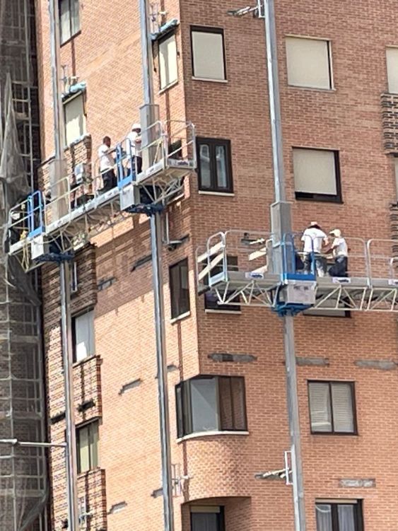 plataforma bimástil Calle Federico Landrove Moiño